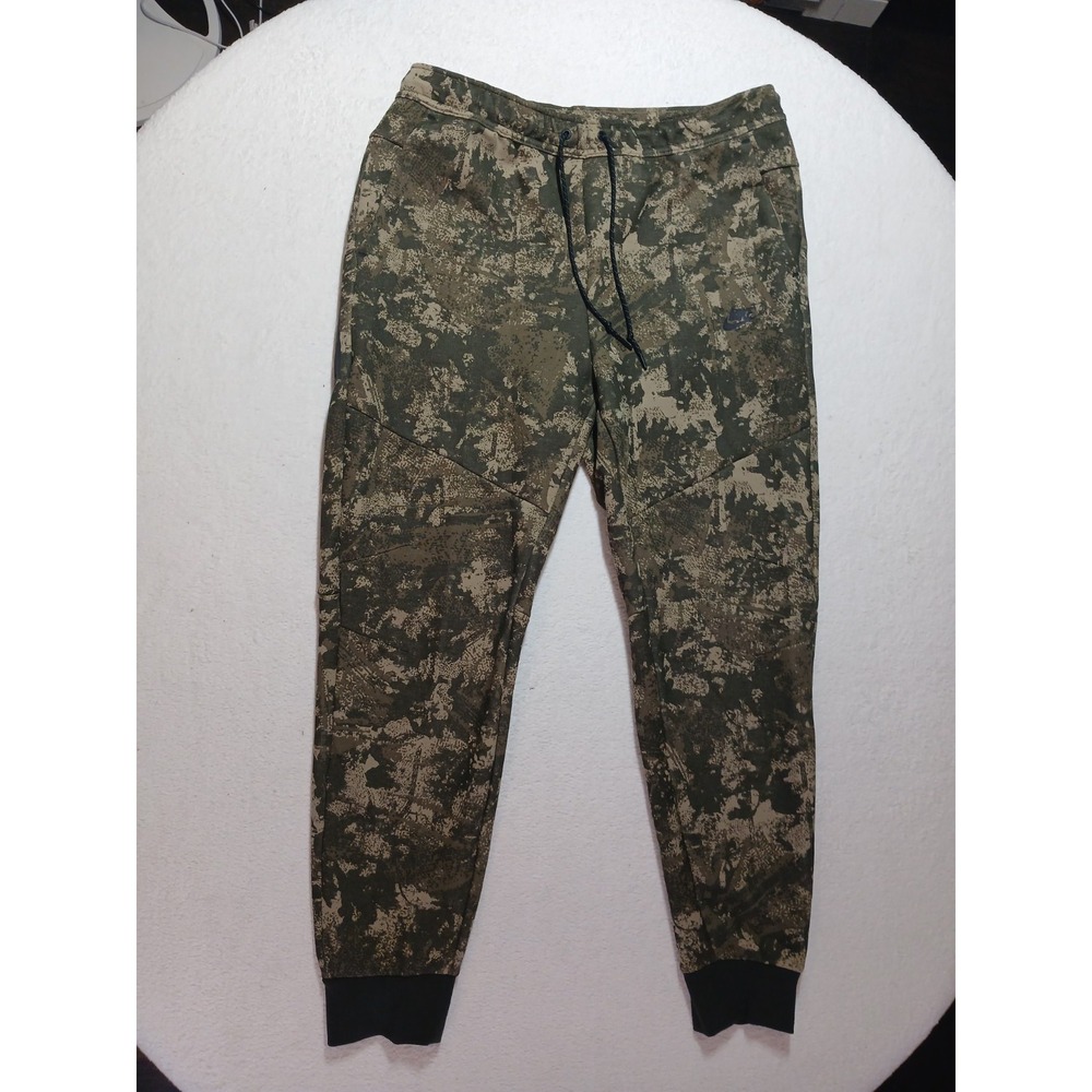 $125 Nike Sportswear Tech Fleece Joggers Mens XL Camo Sweatpants NWT